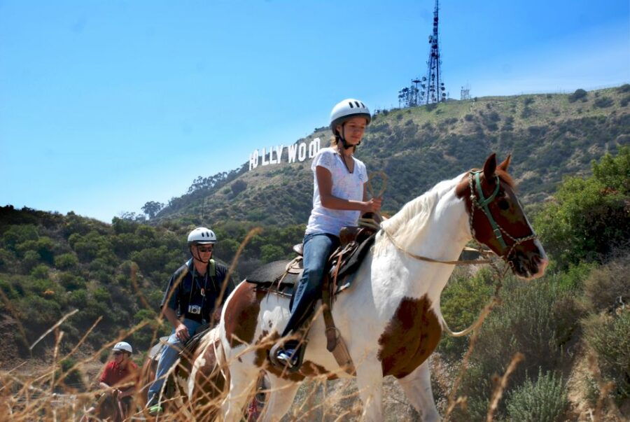 Los Angeles: 2-Hour Hollywood Trail Horseback Riding Tour