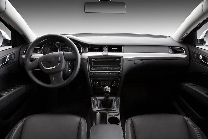 Los Angeles Private Airport Transfer (LAX) to City