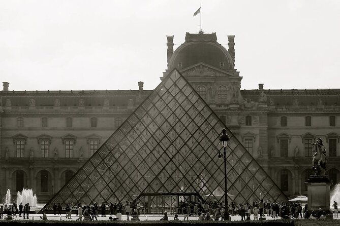 louvre-museum-with-audio-guide-tour