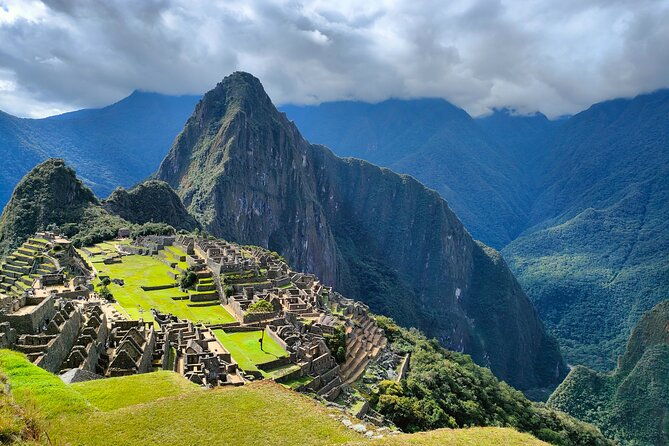 machu-picchu-and-sacred-valley-2-day-tour