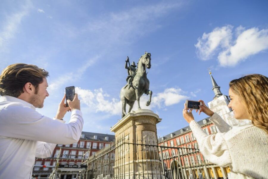madrid-1-5-hour-old-town-highlights-segway-tour