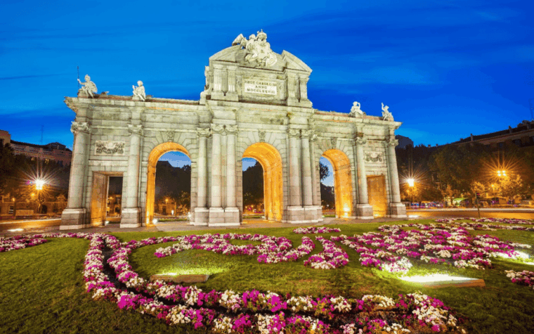 madrid-discover-the-magic-of-this-city-by-tuk-tuk