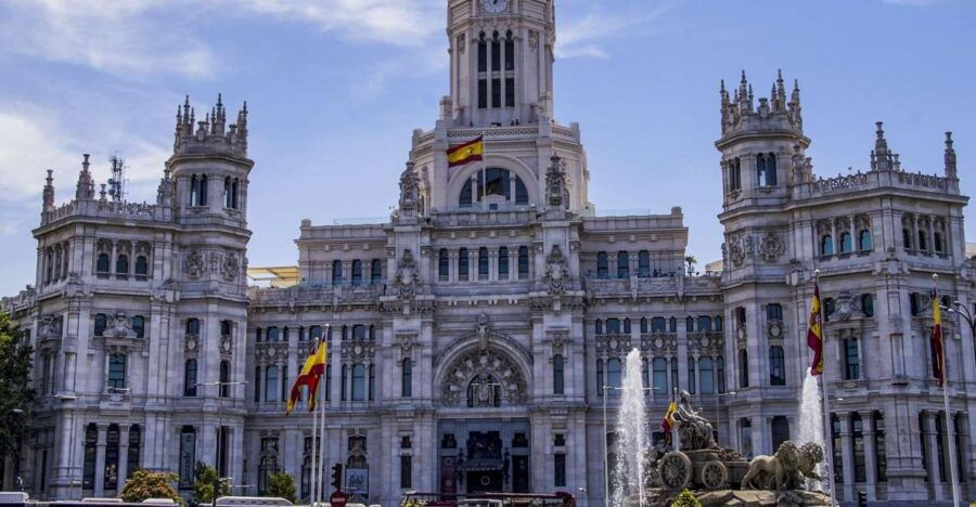 madrid-private-customized-walking-tour-with-a-local-host