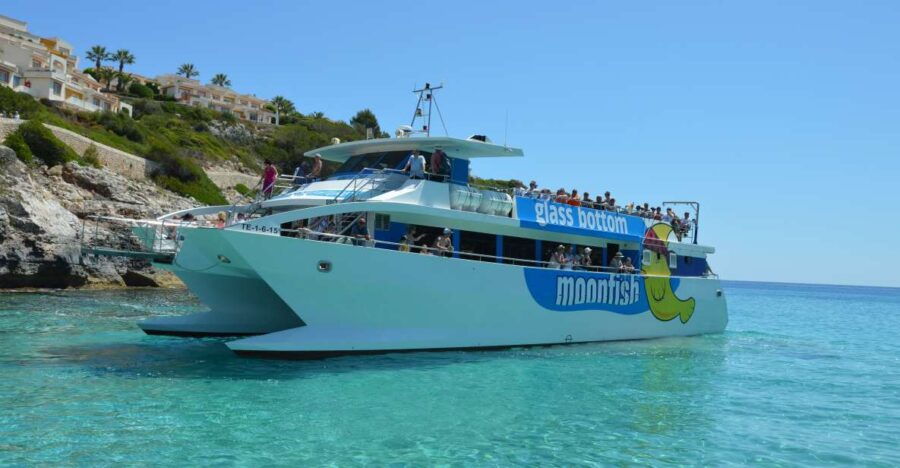 mallorca-glass-bottom-catamaran-along-the-east-coast
