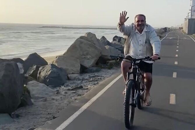 Marina Del Rey to Hermosa Beach E-Bike Coastal Beach Tour