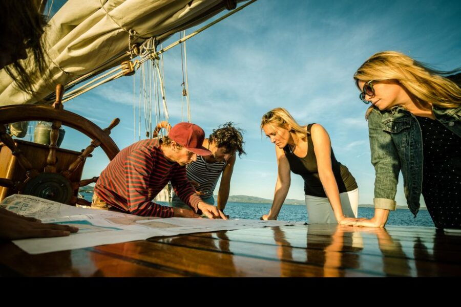 marseille-calanques-national-park-sailing-cruise-with-lunch