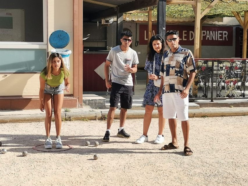 marseille-guided-petanque-game-with-local-aperitif
