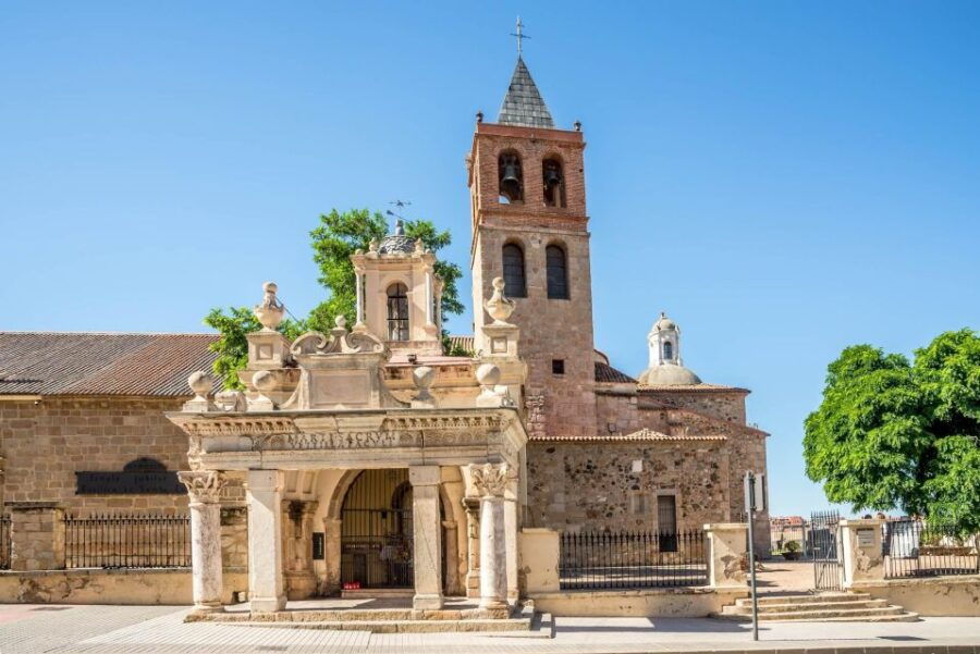 merida-self-guided-audio-city-tour