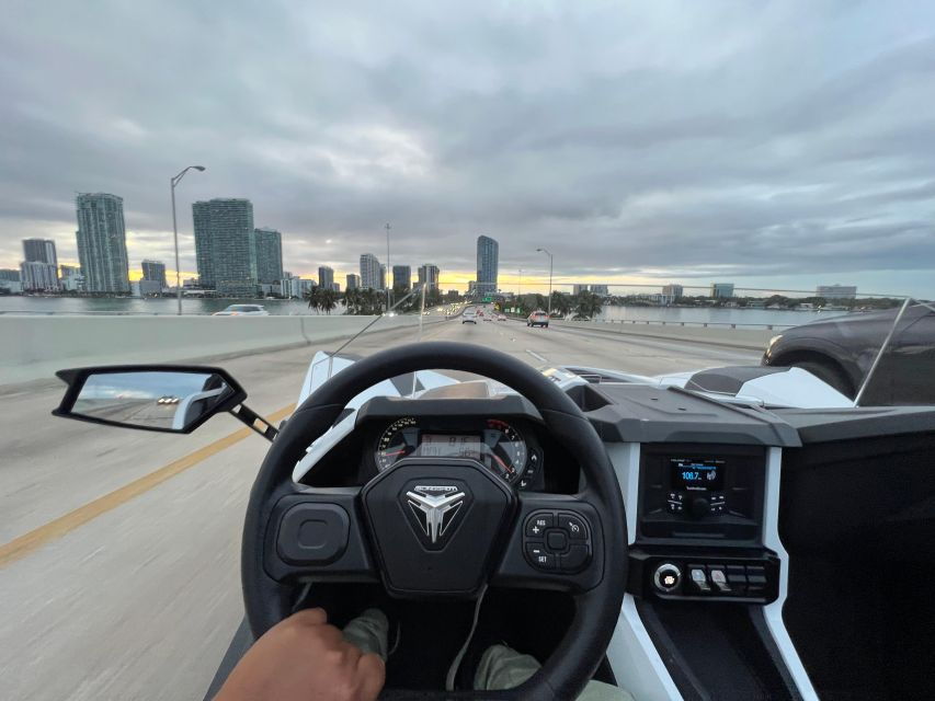 miami-polaris-slingshot-rental