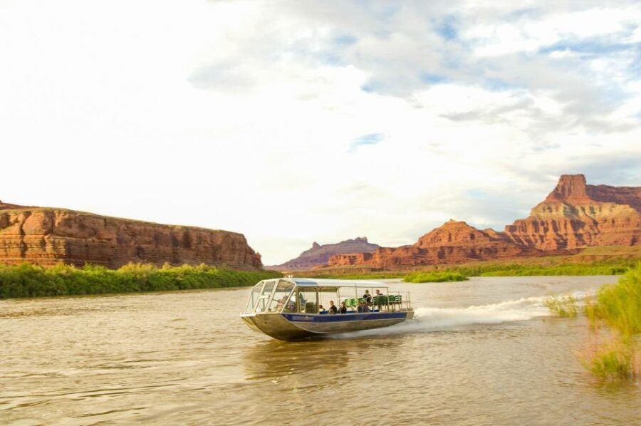 Moab: 1-Hour Express Jet Boat Tour on Colorado River