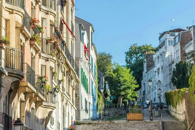 montmartre-walking-tour-food-and-art