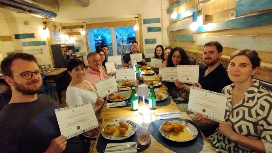 naples-pizza-making-class-with-neapolitan-chef-and-drink