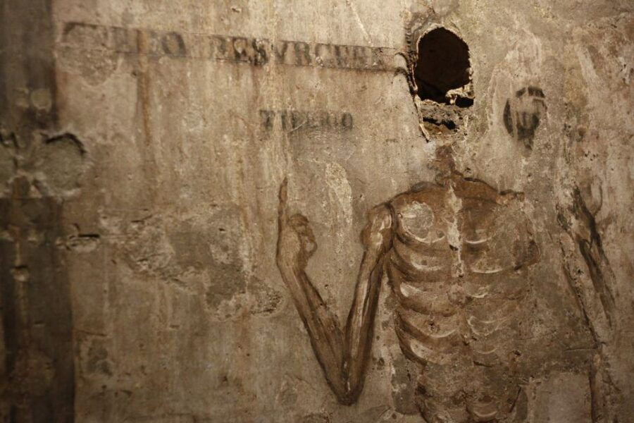 naples-san-gaudioso-catacombs-guided-tour
