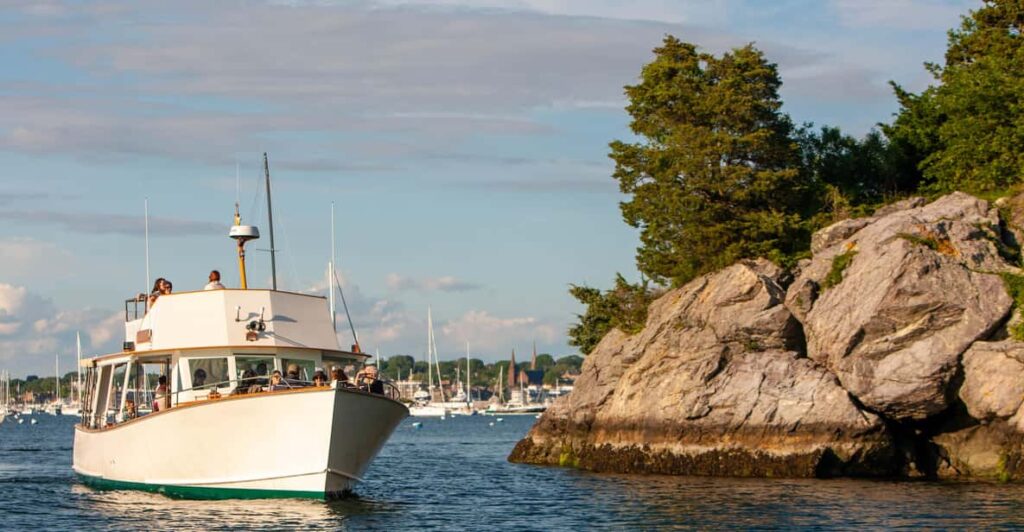 Newport: Morning Cruise With Complimentary Mimosa