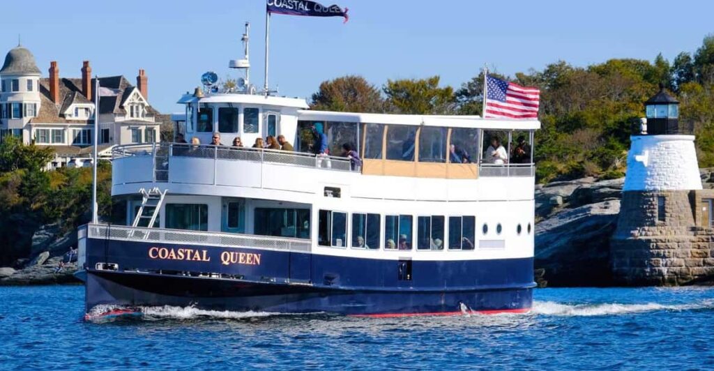 Newport, RI: Lighthouse and Mimosa Cruise