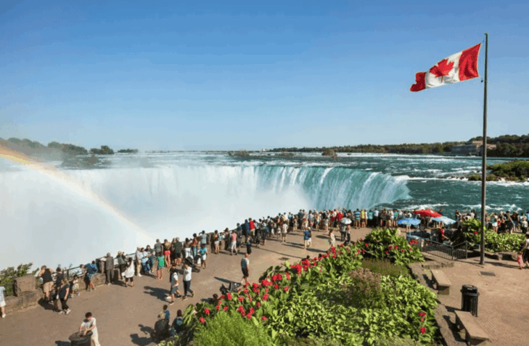 niagara-falls-tour-from-toronto-with-optional-boat-cruise