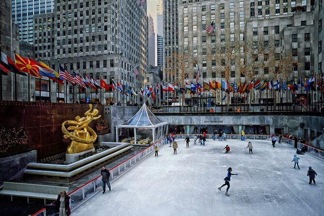 nyc-holiday-walking-tour-with-optional-bryant-park-skating