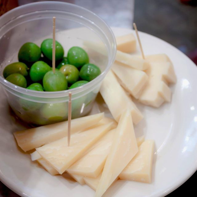 nyc-original-chinatown-and-little-italy-foodie-tour