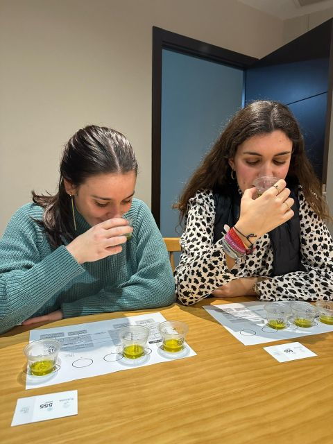 olive-oil-tasting-in-sevilla