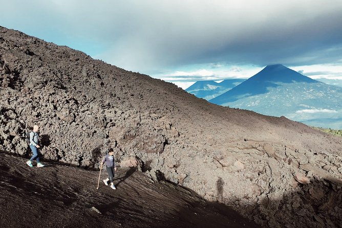 pacaya-volcano-sunrise-tour