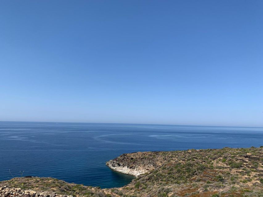 pantelleria-island-pantelleria-national-park-hiking-tour