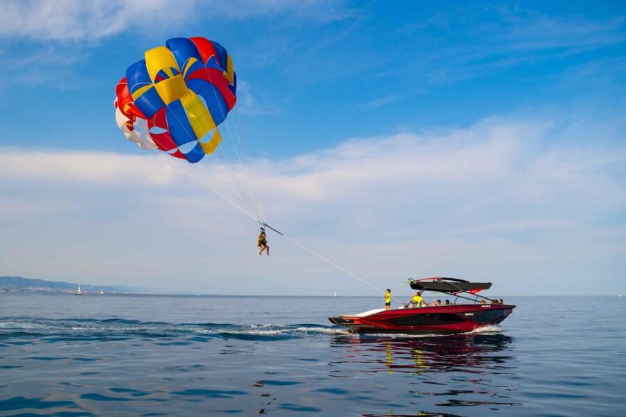 parasailing-in-barcelona-fly-with-a-view-unforgetable