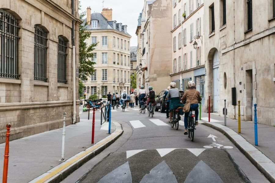 paris-charming-nooks-and-crannies-bike-tour-2