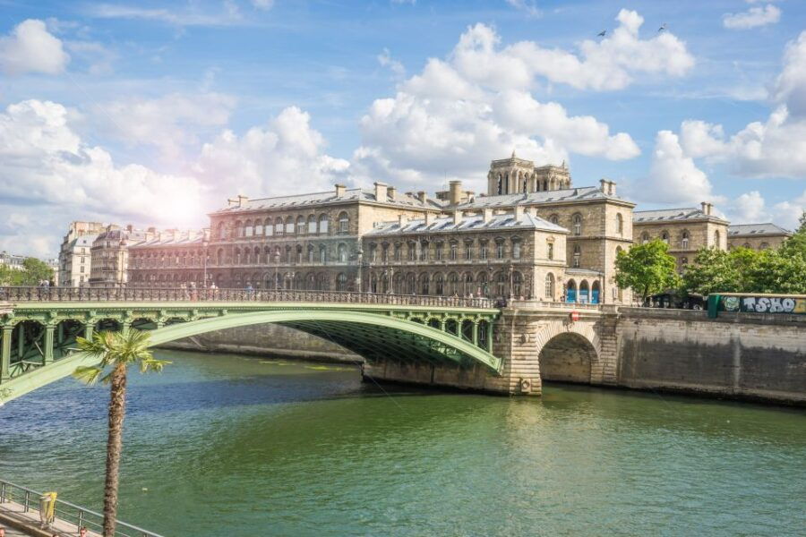 paris-city-center-guided-walking-tour