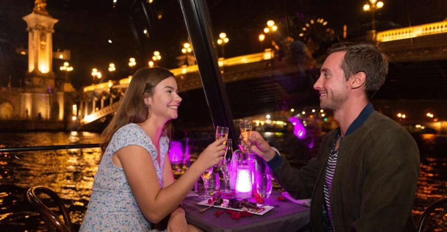 paris-dinner-cruise-on-the-seine-and-eiffel-tower-2nd-floor