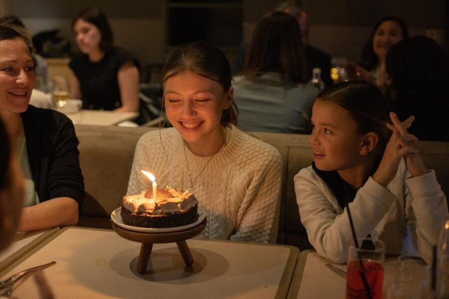 paris-eiffel-tower-dining-gustave-menu-at-madame-brasserie