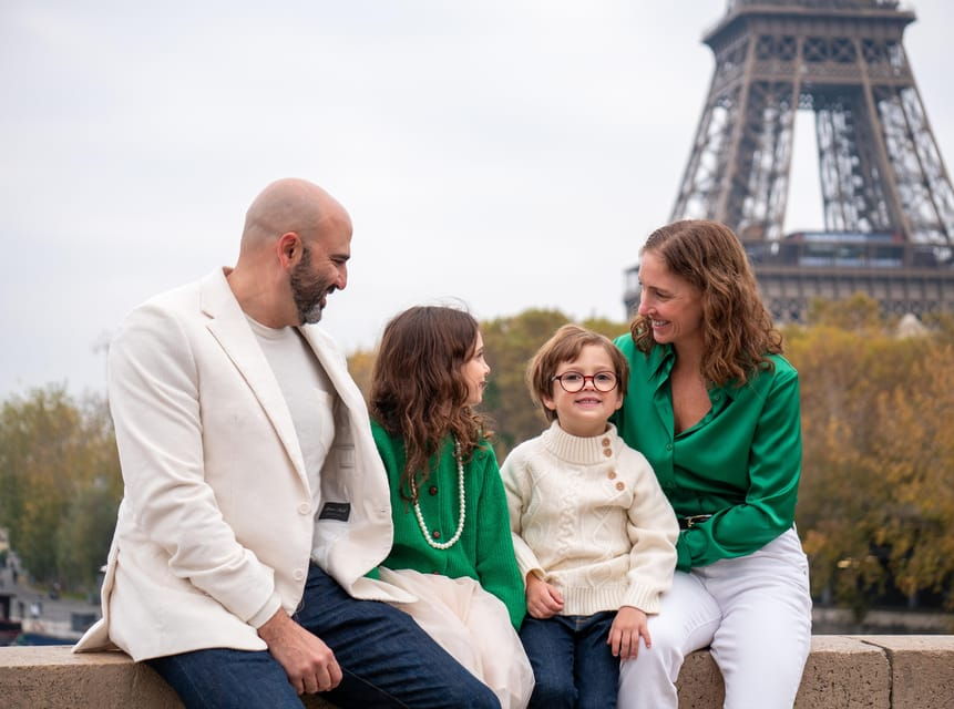 paris-eiffel-tower-private-photoshoot-experience