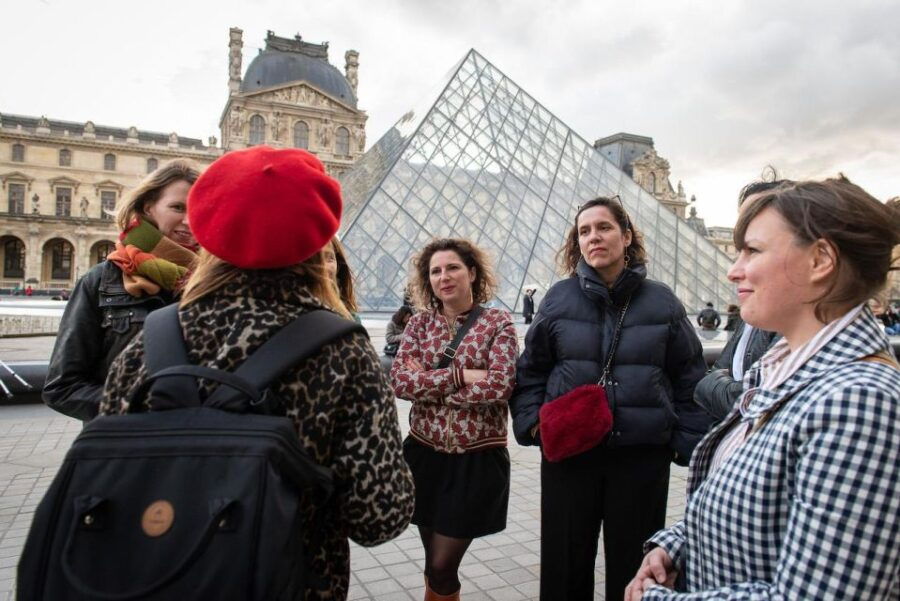 paris-late-night-louvre-tiny-group-tour