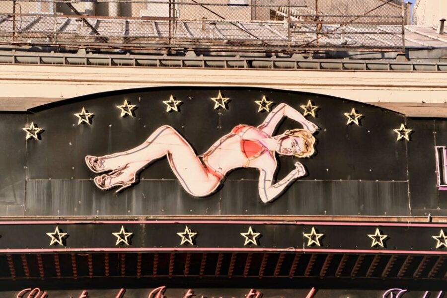 paris-marais-covered-passages-pigalle-walking-tours