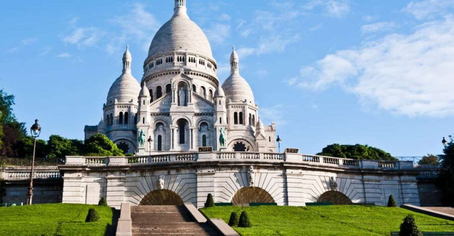 paris-montmartre-and-sacre-coeur-walking-tour