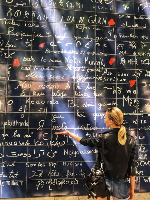 paris-montmartre-with-anya