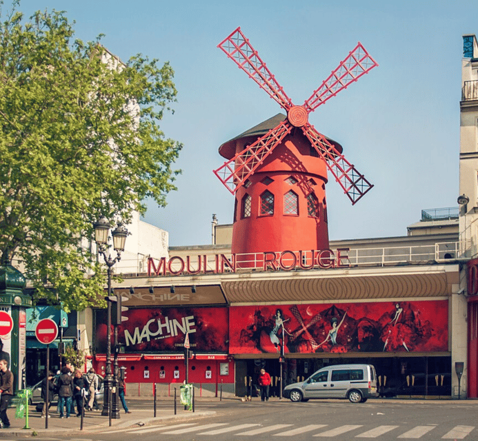 paris-moulin-rouge-and-montmartre-walking-tour-semi-private