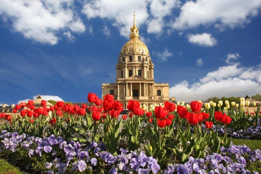 paris-napoleon-walking-tour-with-les-invalides-tomb-entry
