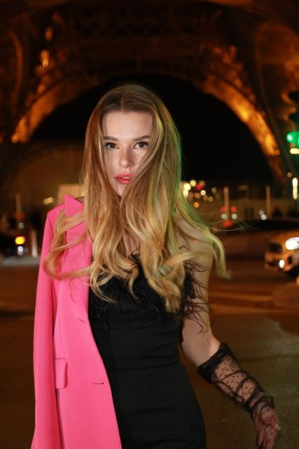 paris-professional-photoshoot-with-400-photos-1-present