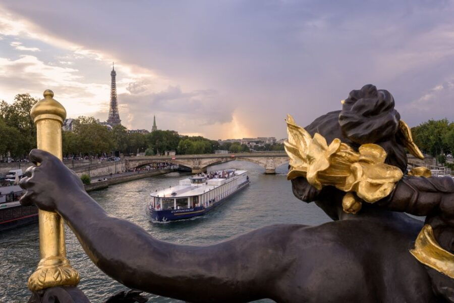 paris-seine-river-cruise-brunch
