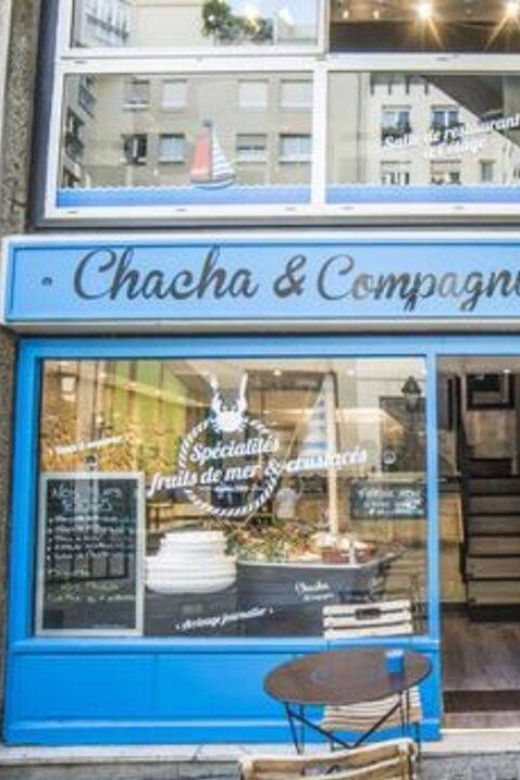 paris-shuck-savor-oysters-with-wine-pairing