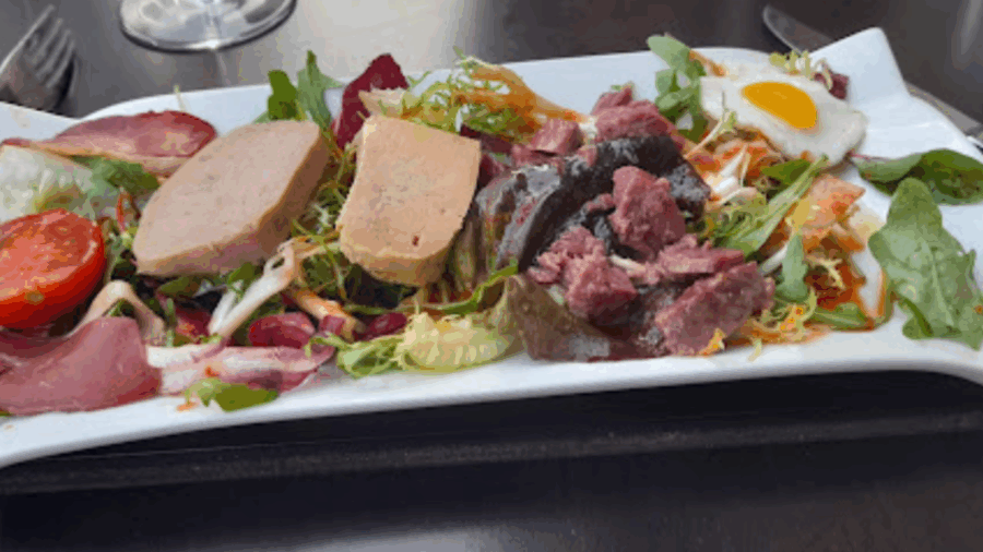 pau-gourmet-food-walking-tourlocal-flavors-culinary-journey