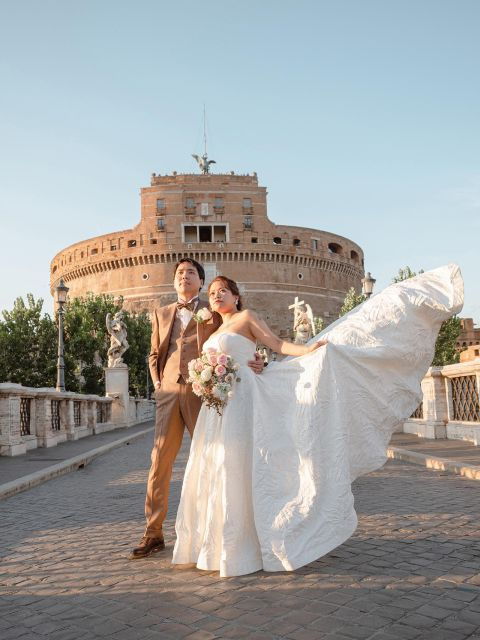 photoshoot-from-trevi-fountain-to-colosseum-with-a-local