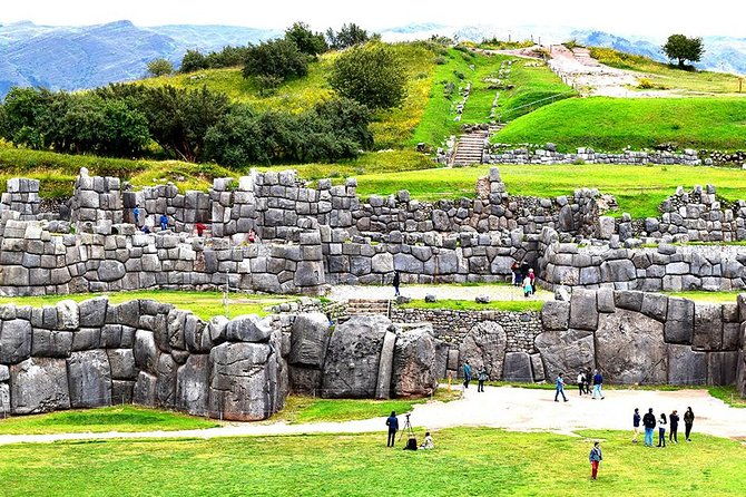 pisaq-sacsayhuaman-qenqo-pukapukara-tambomachay-full-day-private-tour