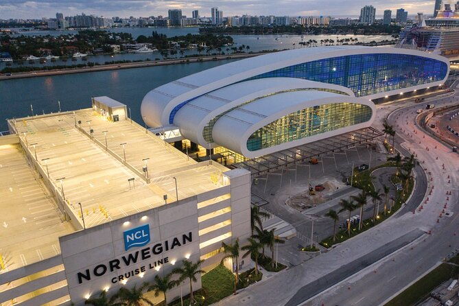 port-of-miami-airport-hotel-private-transfer-suv