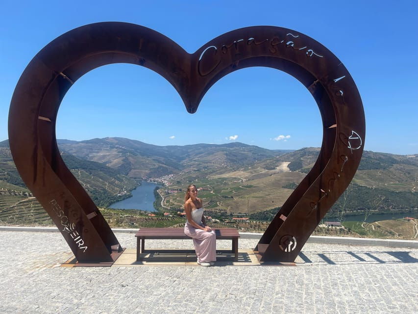 porto-douro-valley-wine-tour-with-a-sommelier-boat-trip