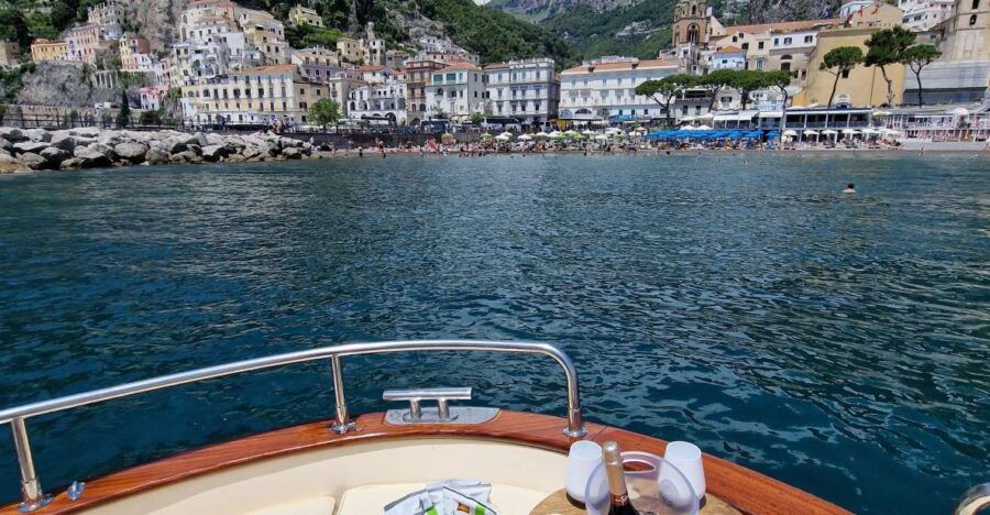 positano-private-boat-tour-along-the-amalfi-coast