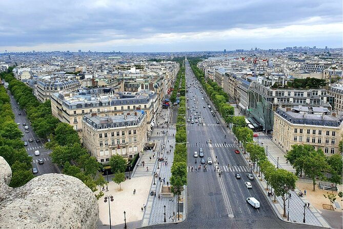 priority-pass-to-arc-de-triomphe-rooftop-seine-cruise
