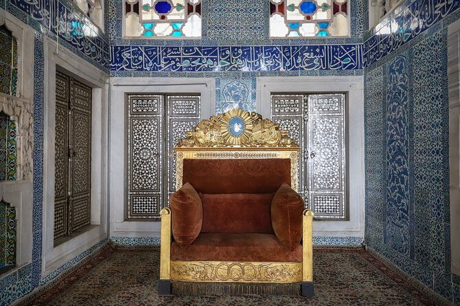 private-car-tour-of-istanbul-old-city-and-top-attractions