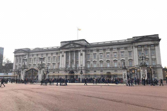 private-chauffeur-at-your-disposal-in-london