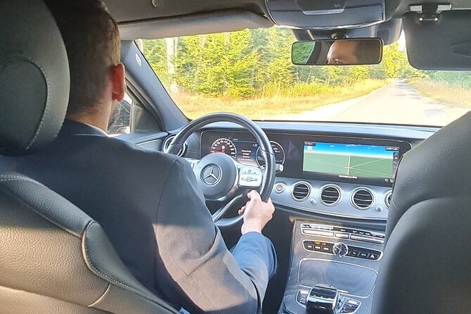 private-chauffeured-transfer-between-cdg-airport-and-paris